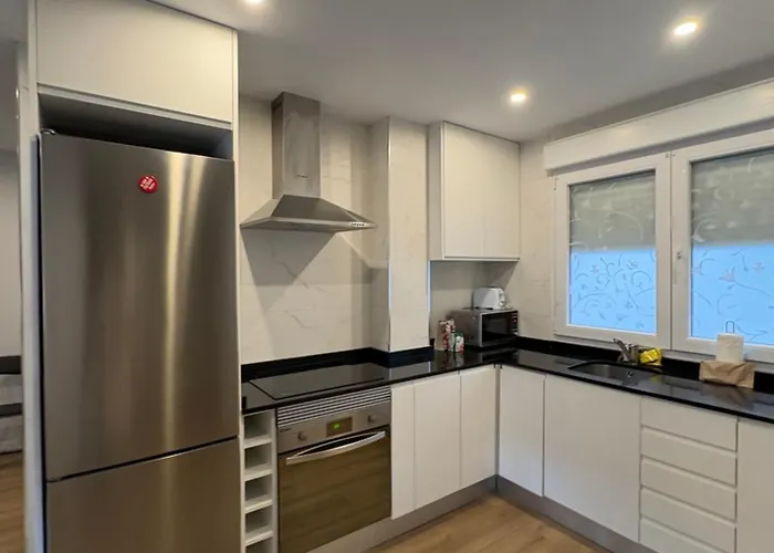 136a Moderno En Playa San Lorenzo By R2r Consulting דירה גיחון