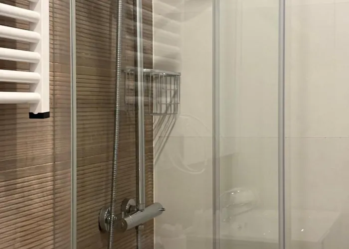 136a Moderno En Playa San Lorenzo By R2r Consulting גיחון